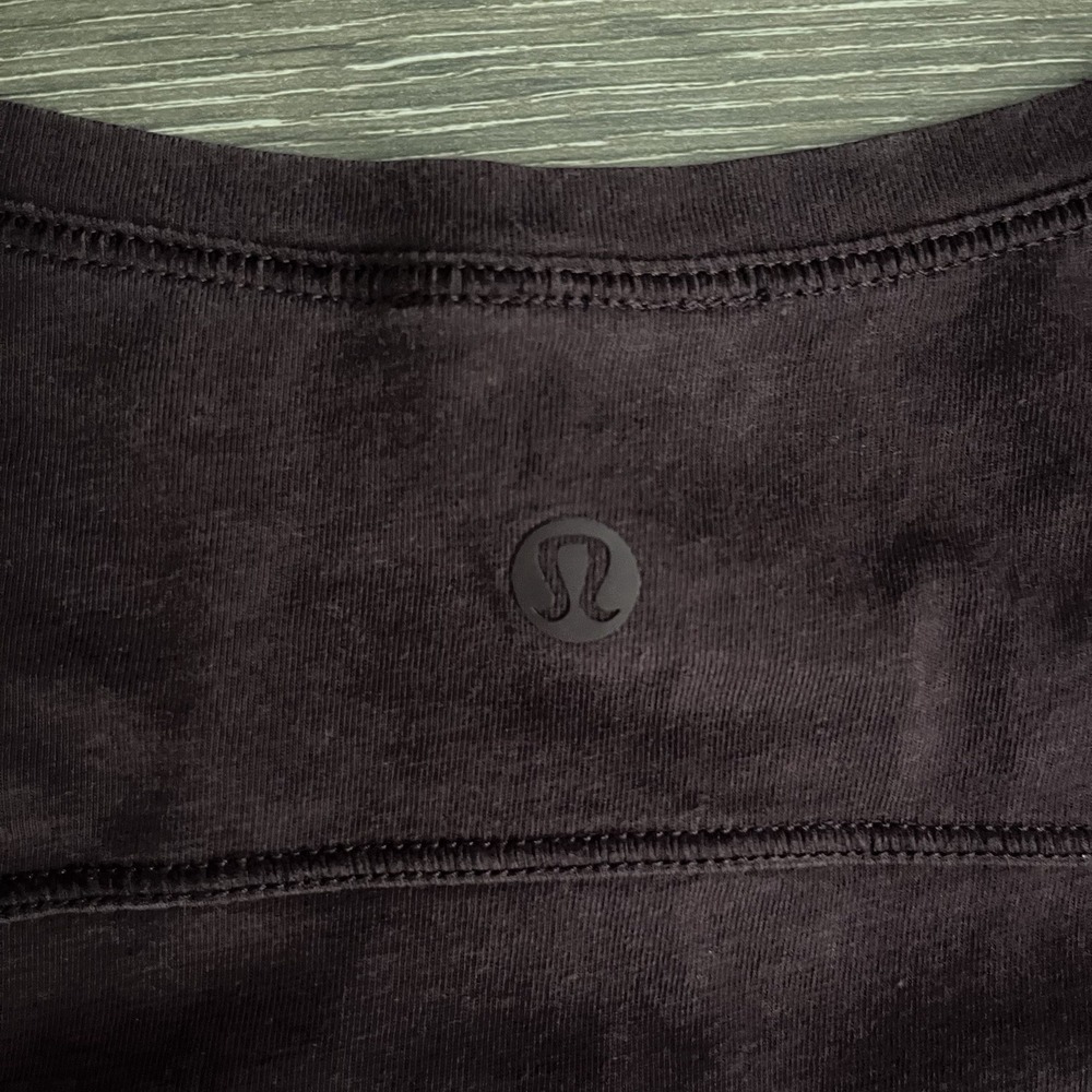 Lululemon To The Point Top Approximate Size 10 Lo… - image 4
